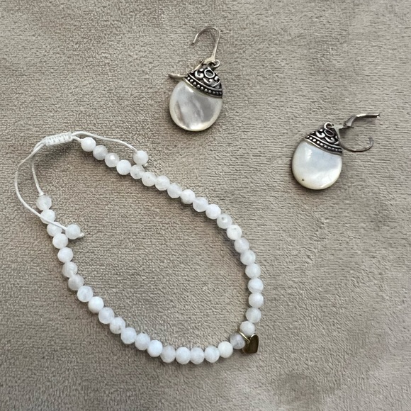 Jewelry Set - Picture 2 of 5